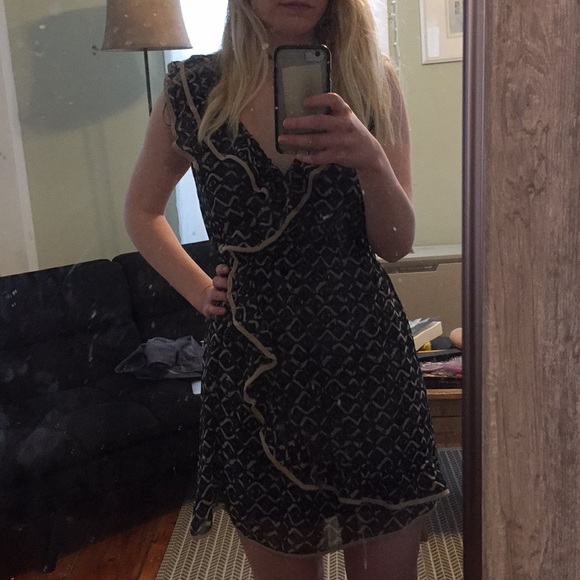 Dress - Picture 3 of 3